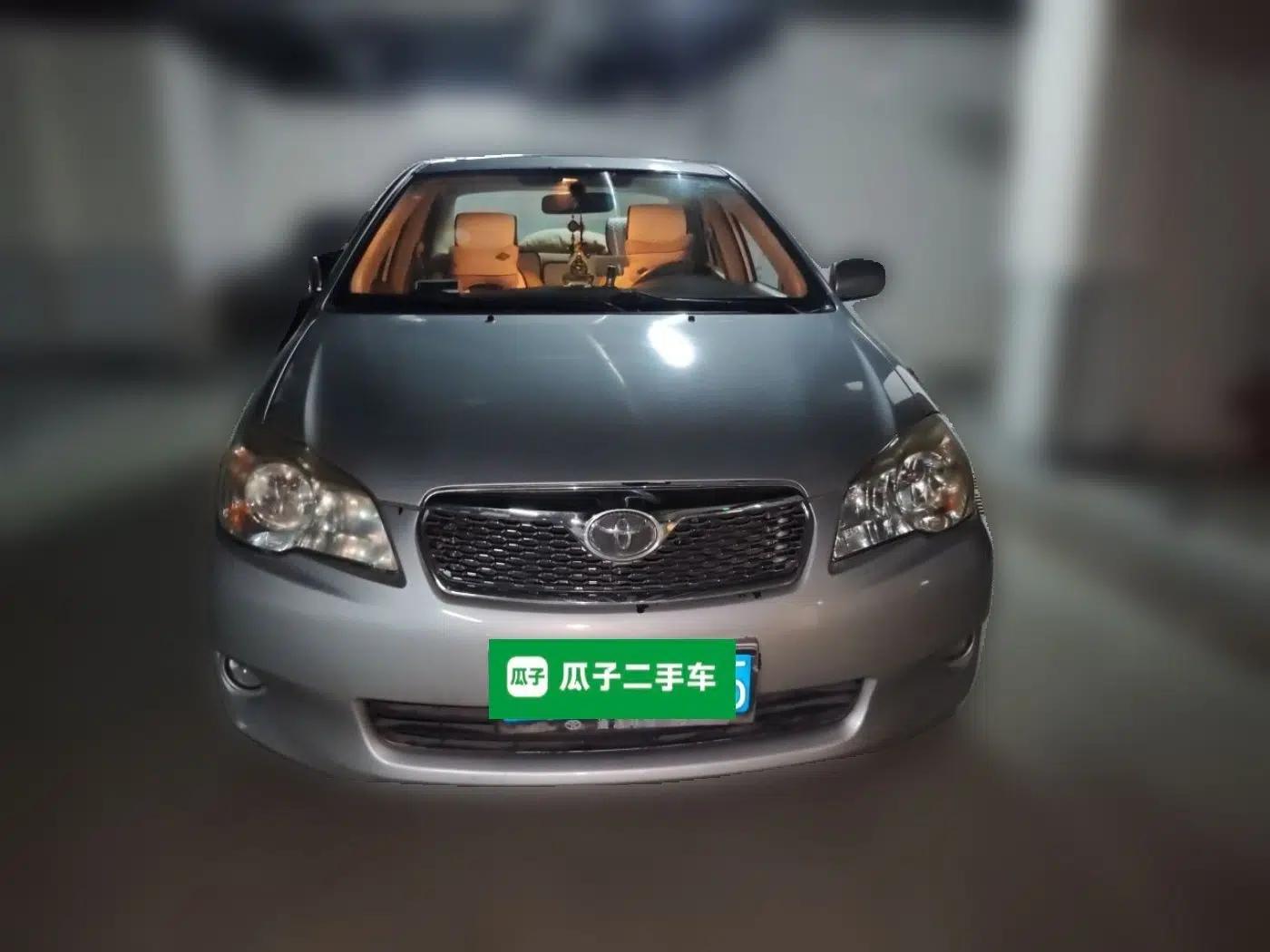 Toyota Corolla EX 2011 1.6L Manual Luxury Edition — миниатюра 2
