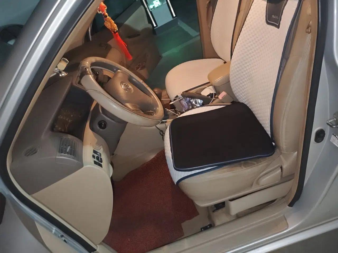 Toyota Corolla EX 2011 1.6L Manual Luxury Edition — миниатюра 15
