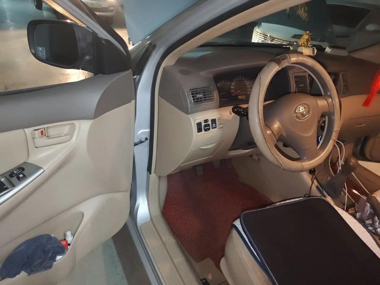 Toyota Corolla EX 2011 1.6L Manual Luxury Edition — миниатюра 16
