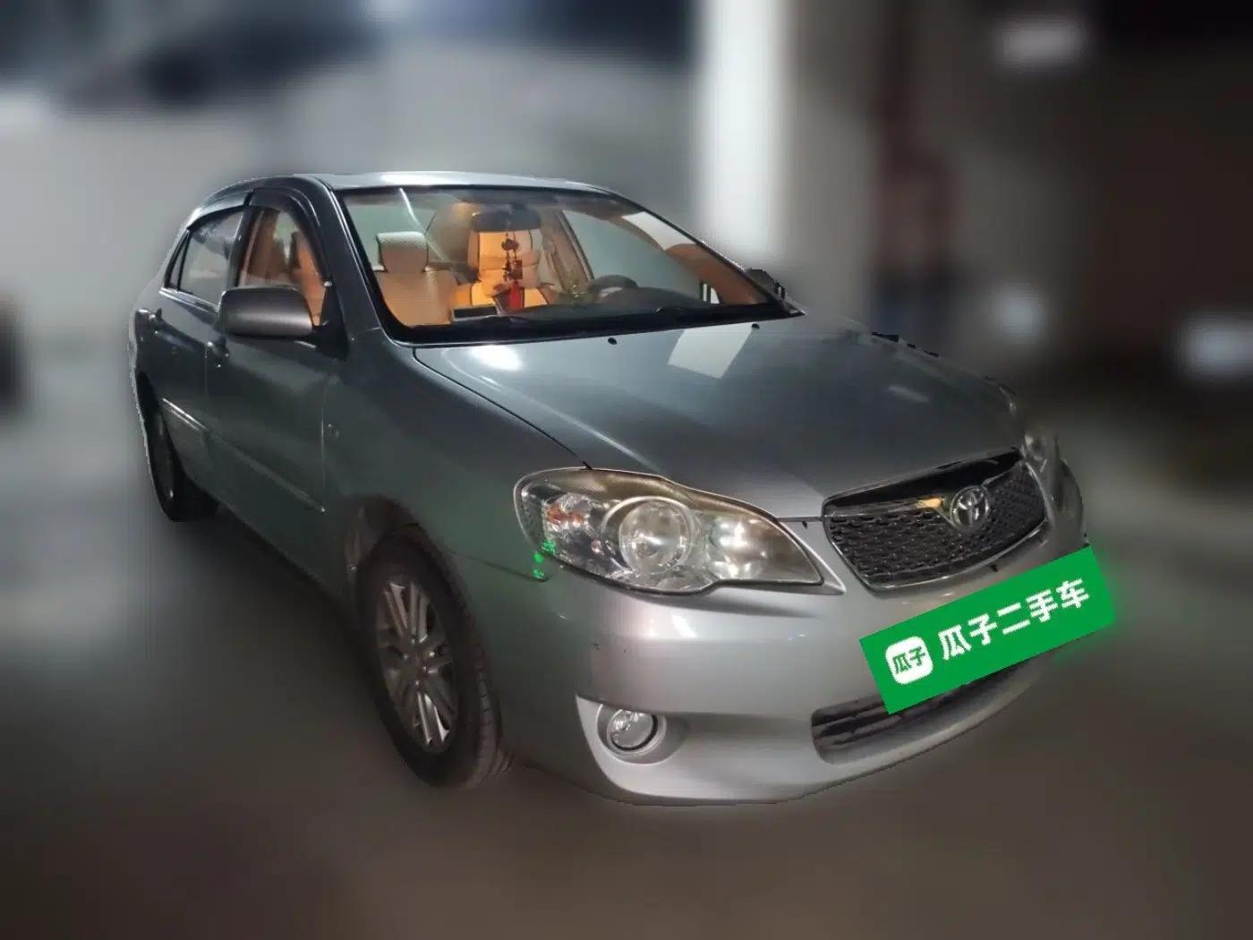 Toyota Corolla EX 2011 1.6L Manual Luxury Edition — миниатюра 3