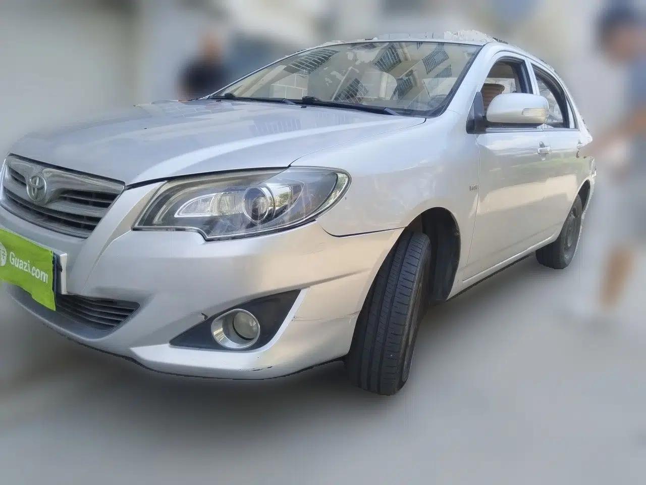 Toyota Corolla EX 2013 1.6L Automatic Excellence Edition — миниатюра 1