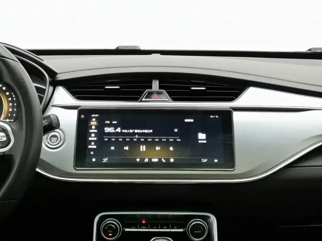 Geely Binrui 2018 14T CVT Binzhi Edition — миниатюра 12