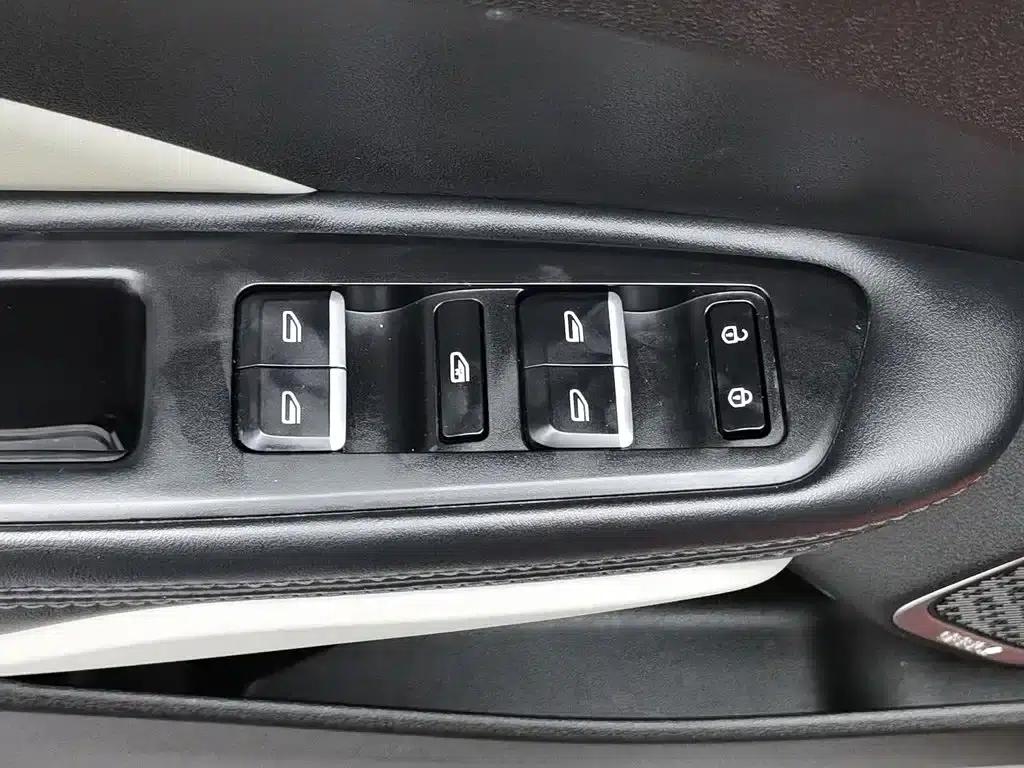 Geely Binrui 2018 14T CVT Binzhi Edition — миниатюра 9