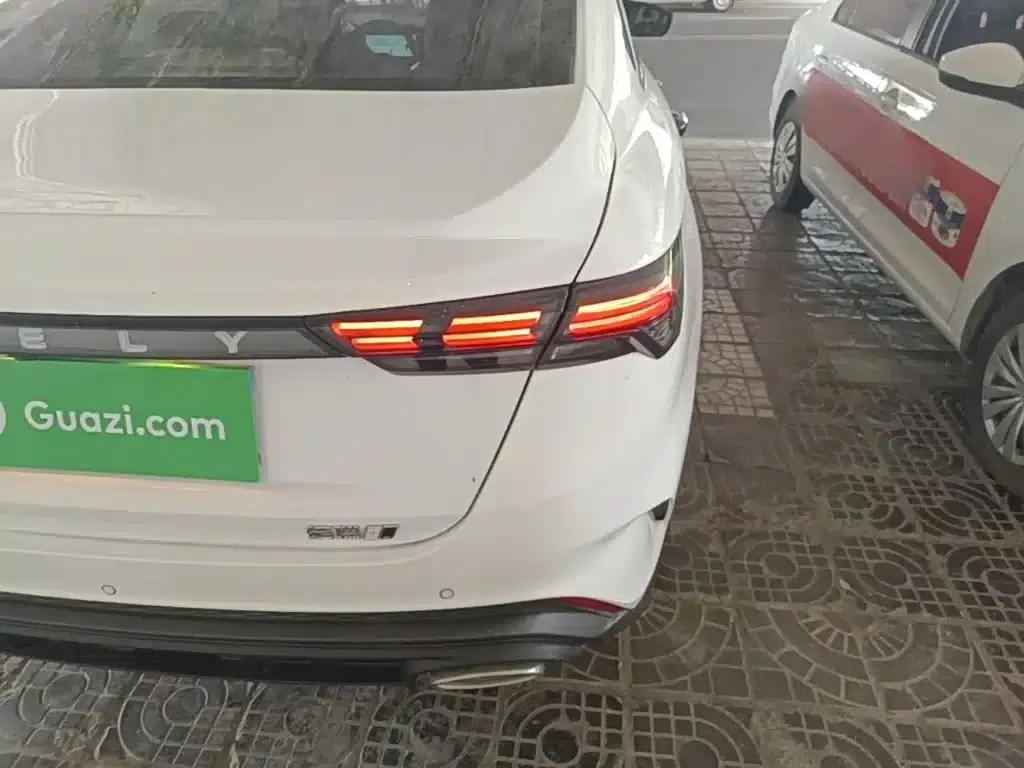 Binrui 2022 Model Binrui COOL 1.5T DCT Electric Edition — миниатюра 8