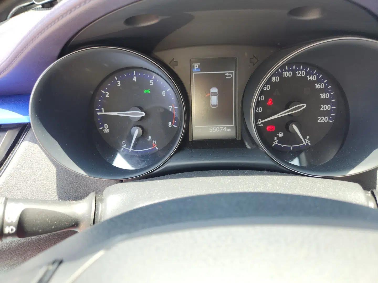 Toyota C-HR 2018 2.0L Leading with Sunroof China V Standard — миниатюра 12