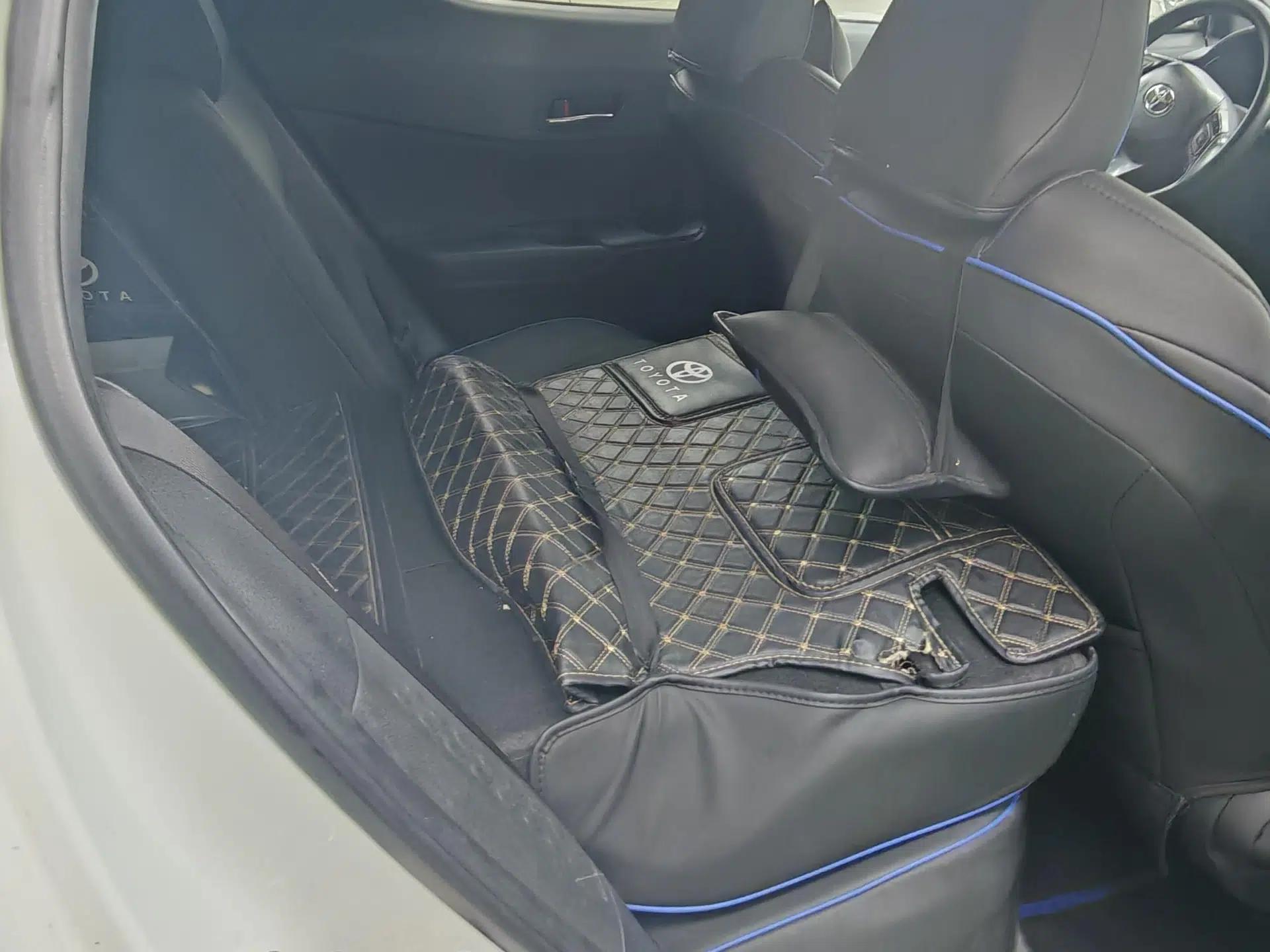 Toyota C-HR 2018 2.0L Coolway Leading Edition China V Standard — миниатюра 22