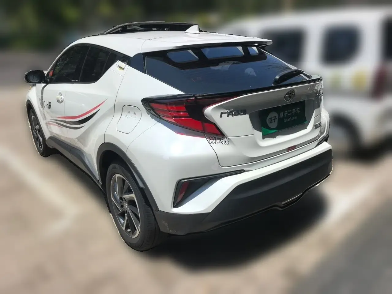 Toyota C-HR 2021 2.0L Luxury Edition — миниатюра 4