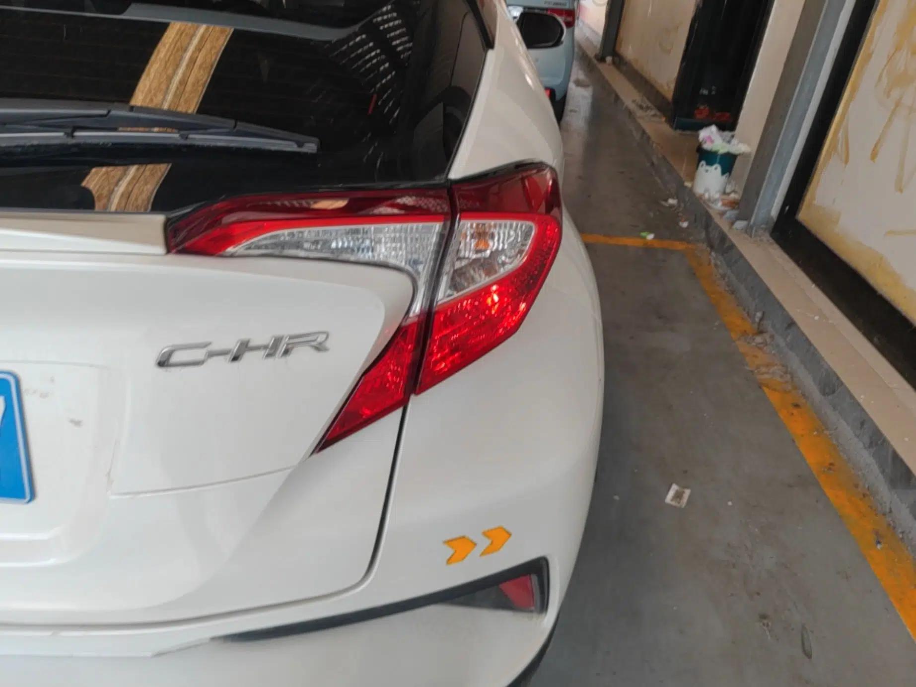 Toyota C-HR 2020 2.0L Leading Edition — миниатюра 9