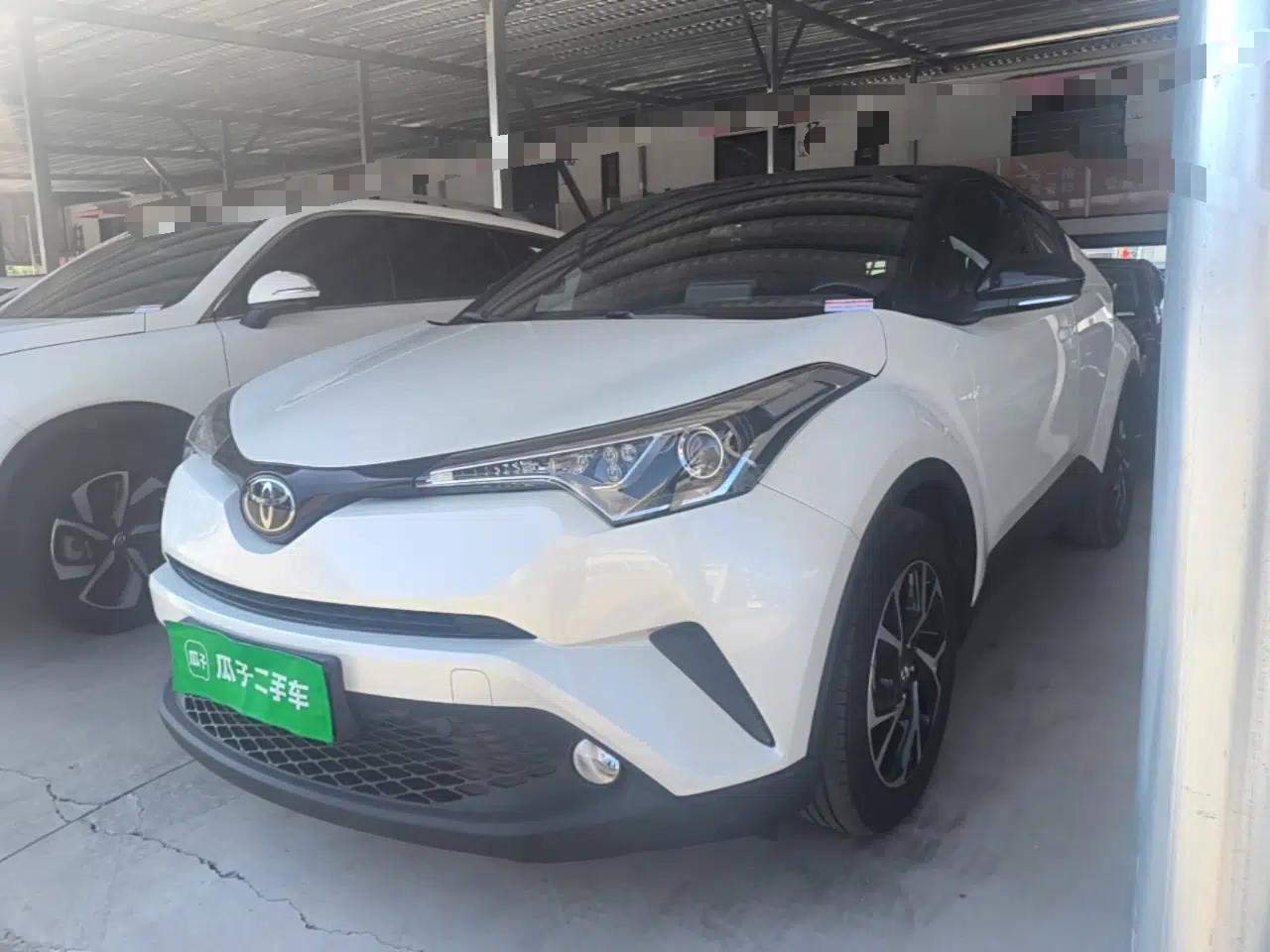Toyota C-HR 2020 2.0L Leading Edition — миниатюра 1