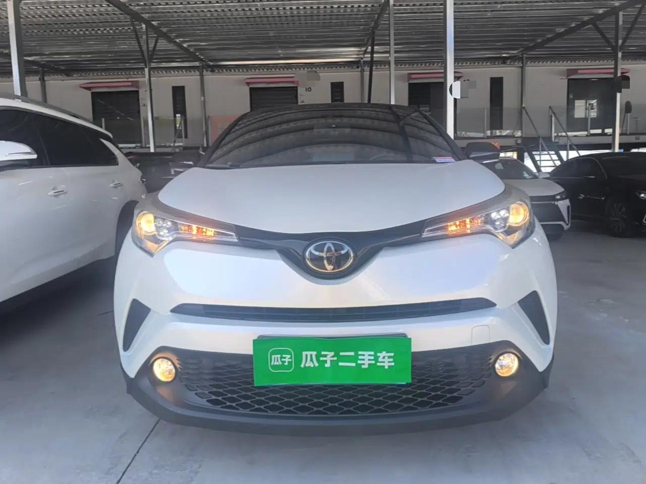 Toyota C-HR 2020 2.0L Leading Edition — миниатюра 2