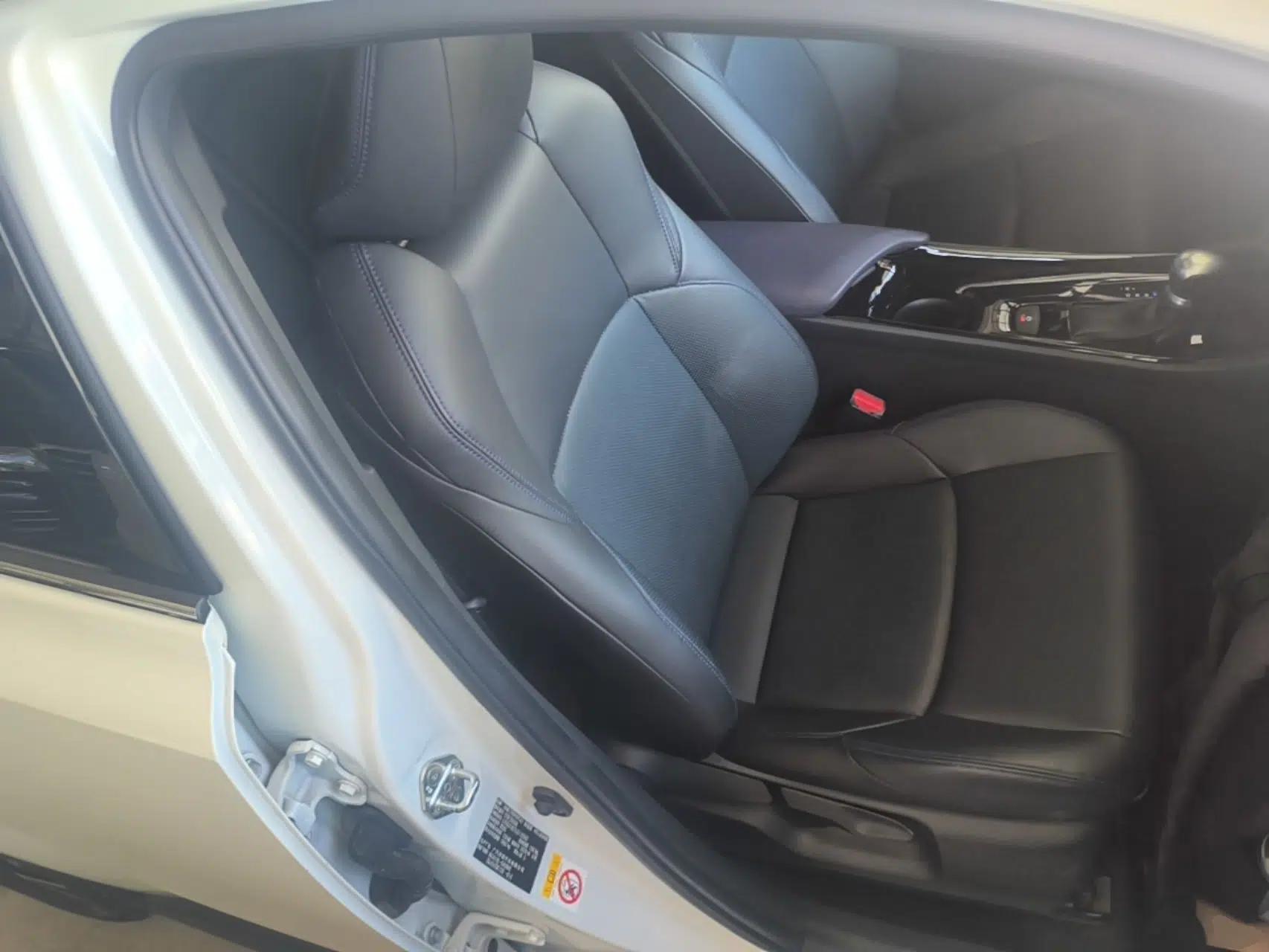 Toyota C-HR 2020 2.0L Leading Edition — миниатюра 19