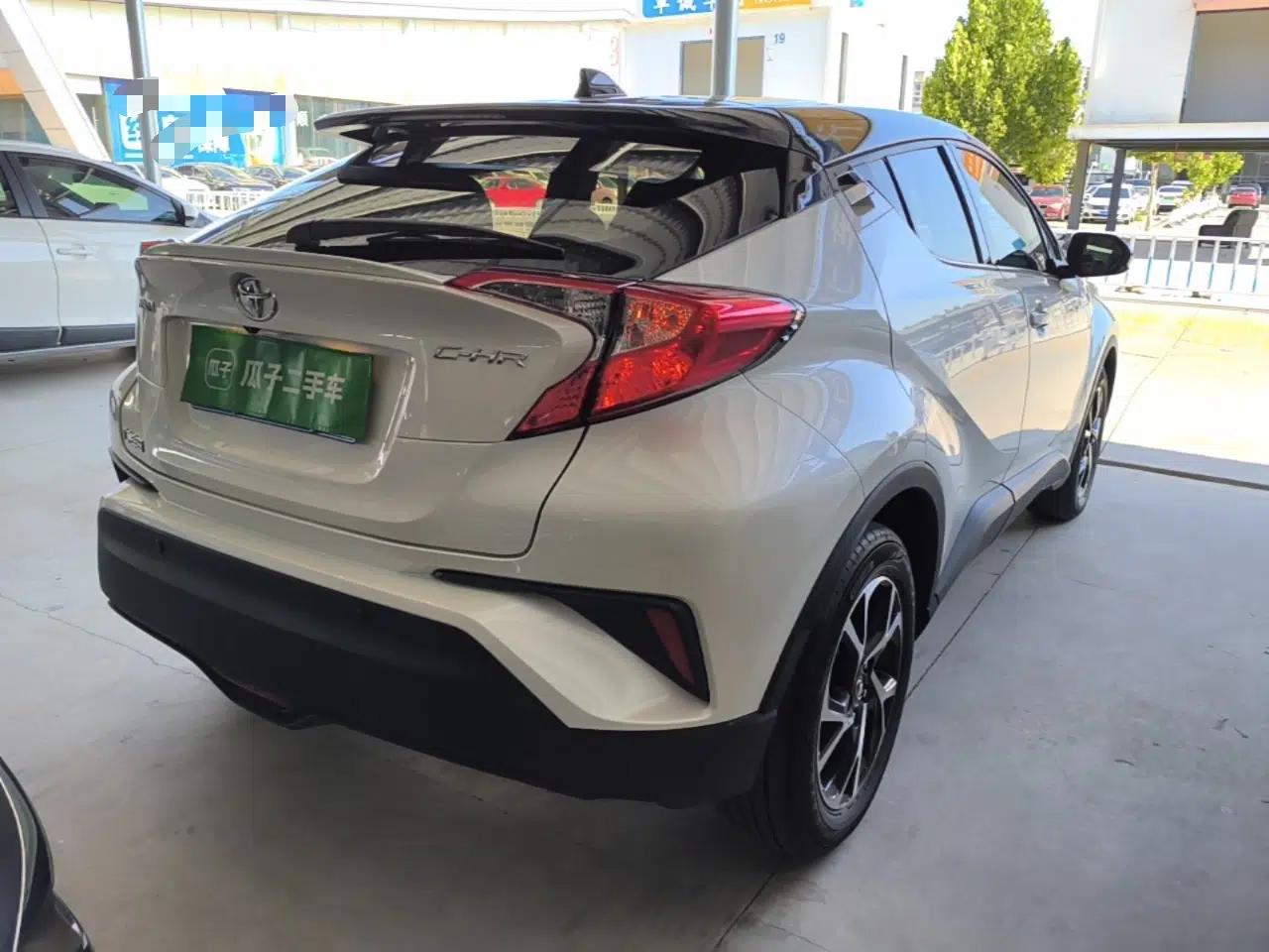 Toyota C-HR 2020 2.0L Leading Edition — миниатюра 6