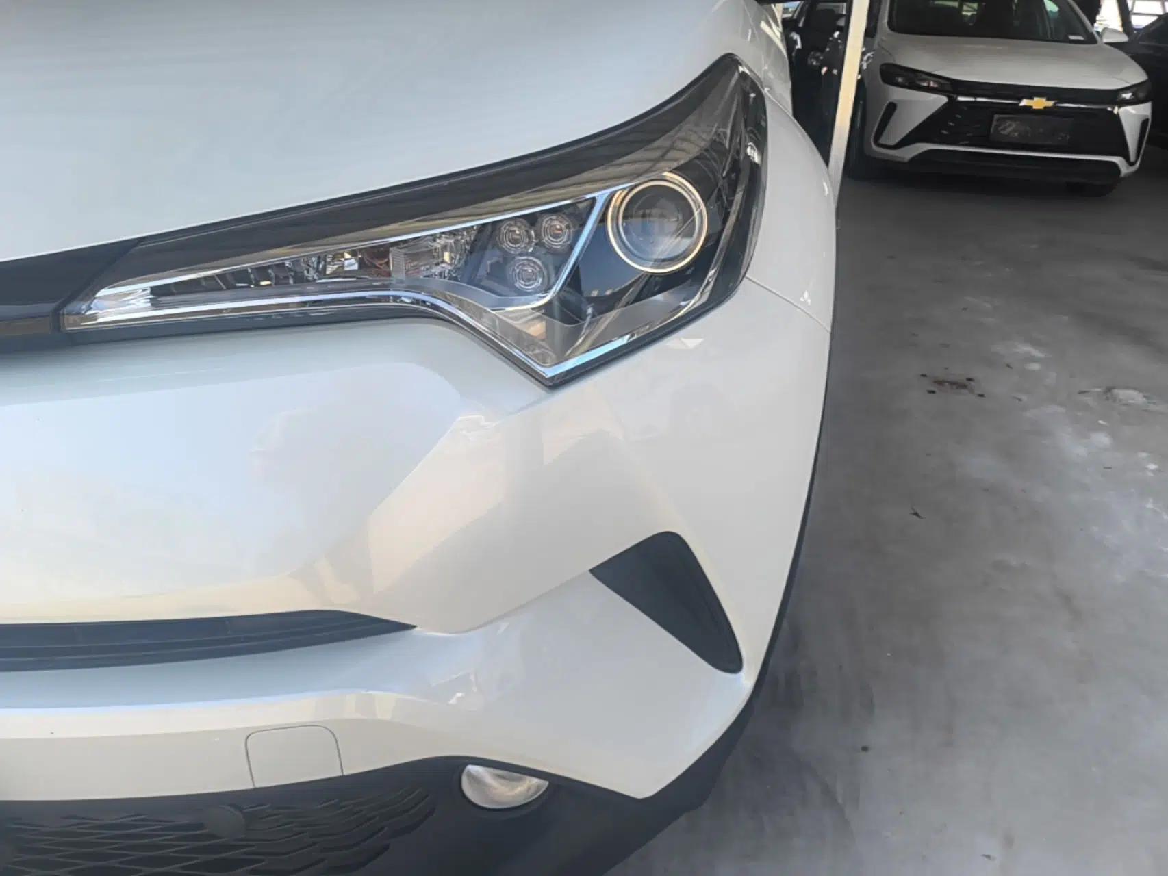Toyota C-HR 2020 2.0L Leading Edition — миниатюра 8