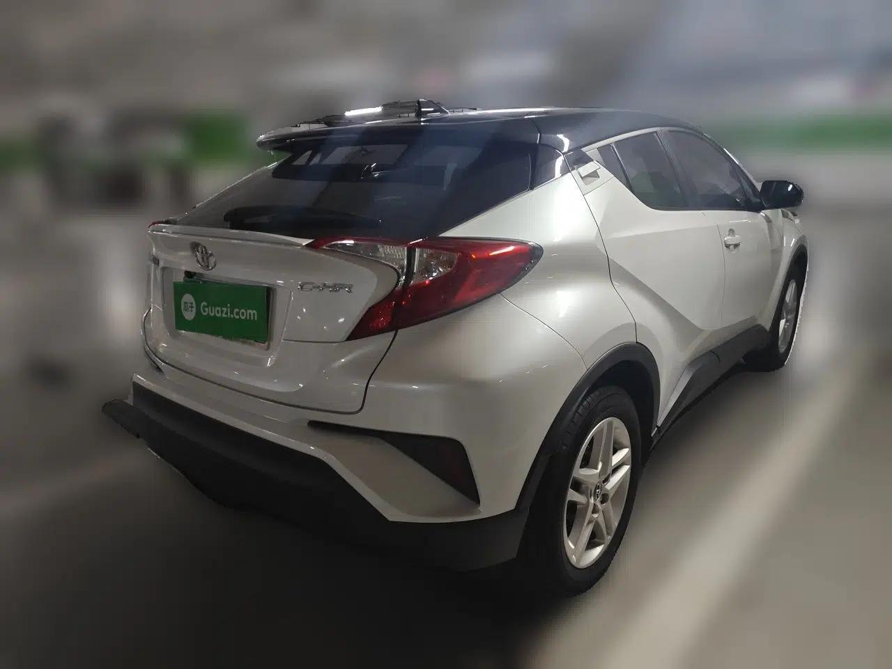 Toyota C-HR 2021 2.0L Comfort Edition — миниатюра 6