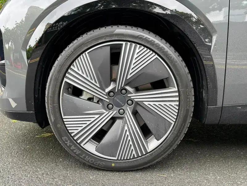 Lynk & Co 08 EM-P 2023 Model, 245km Super Long Range Halo — миниатюра 11