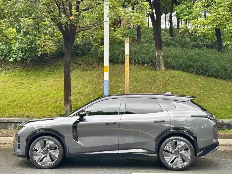 Lynk & Co 08 EM-P 2023 Model, 245km Super Long Range Halo — миниатюра 4