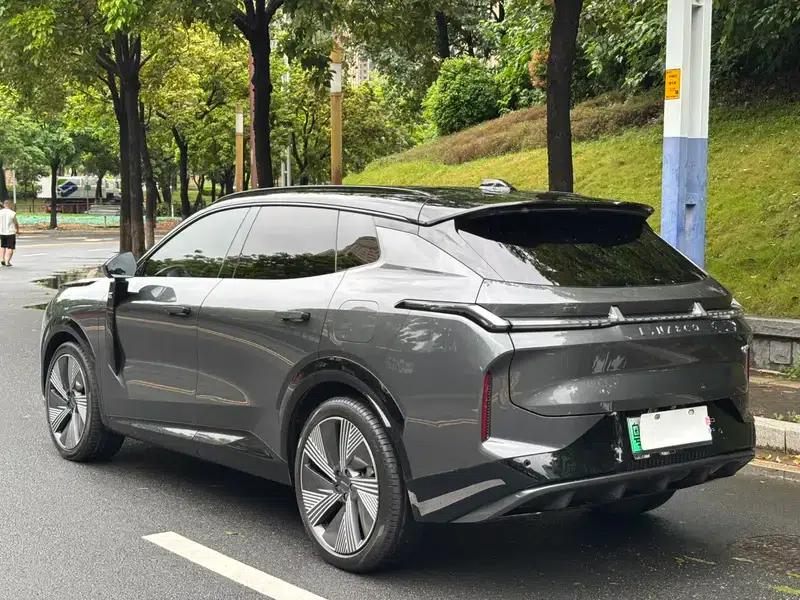 Lynk & Co 08 EM-P 2023 Model, 245km Super Long Range Halo — миниатюра 5