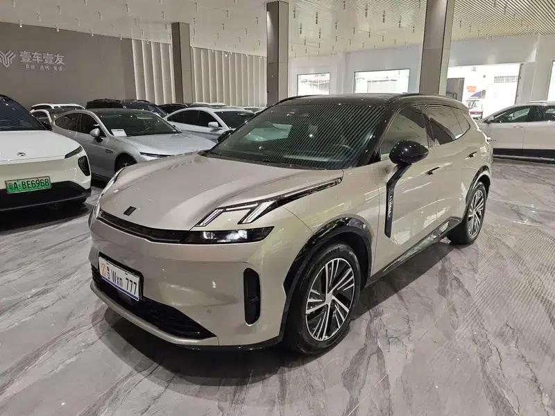 Lynk & Co 08 EM-P 2023 Model, 245km Super Long Range Halo — миниатюра 1