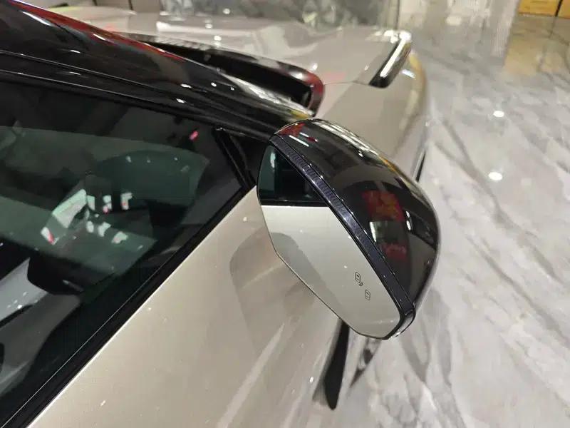 Lynk & Co 08 EM-P 2023 Model, 245km Super Long Range Halo — миниатюра 15