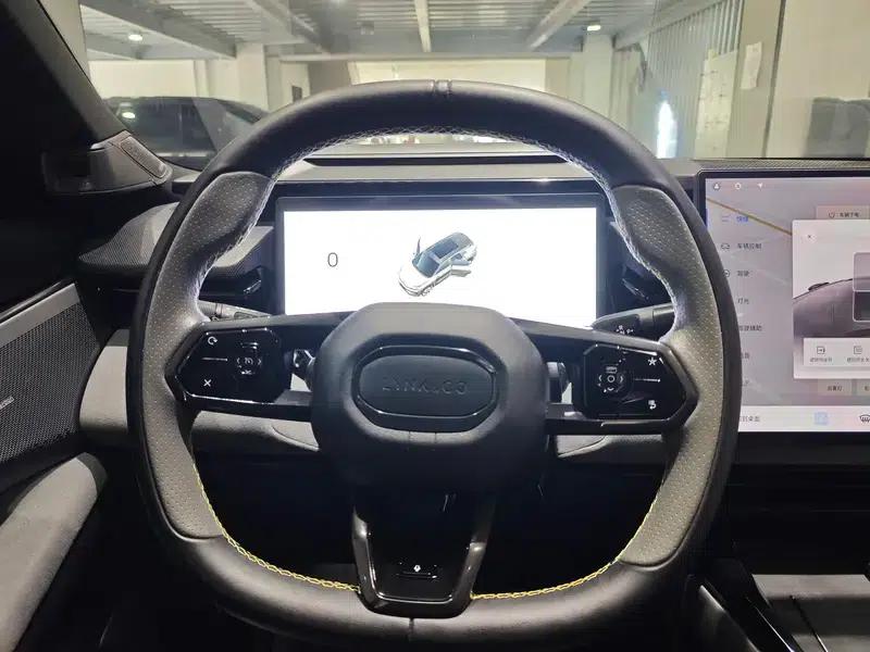 Lynk & Co 08 EM-P 2023 Model, 245km Super Long Range Halo — миниатюра 18