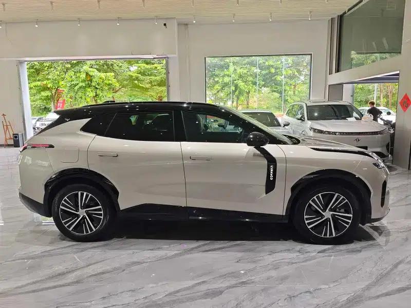 Lynk & Co 08 EM-P 2023 Model, 245km Super Long Range Halo — миниатюра 7