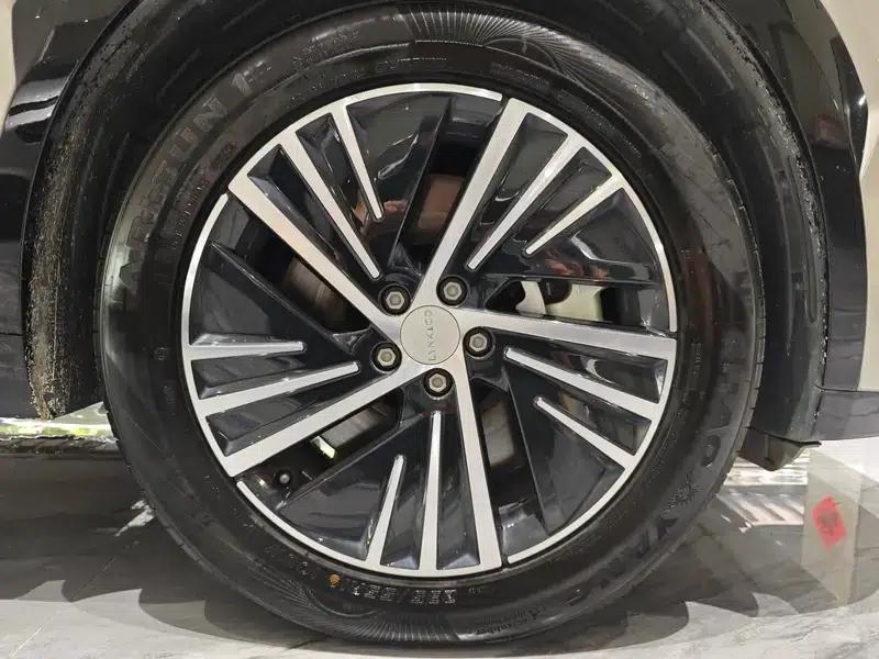 Lynk & Co 08 EM-P 2023 Model, 245km Super Long Range Halo — миниатюра 8