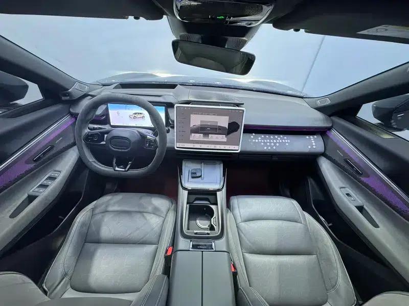 Lynk & Co 08 EM-P 2023 Model 220 AWD Performance Halo — миниатюра 14