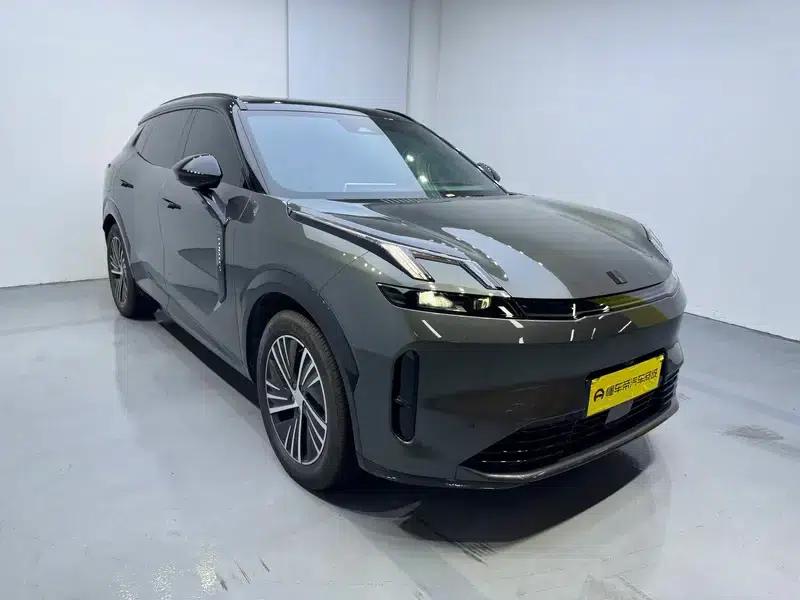 Lynk & Co 08 EM-P 2023 Model 220 AWD Performance Halo — миниатюра 3