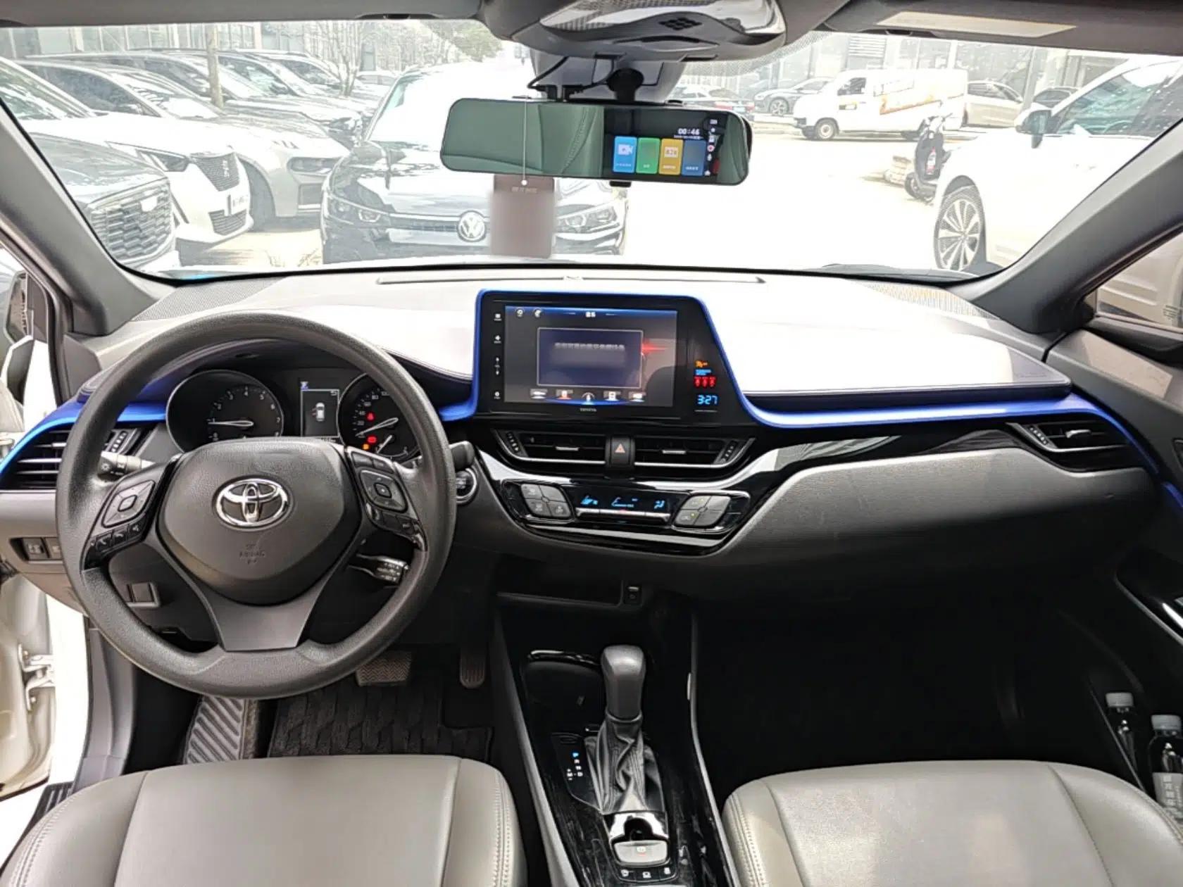 Toyota IZOA 2020 2.0L Enjoy Edition — миниатюра 17
