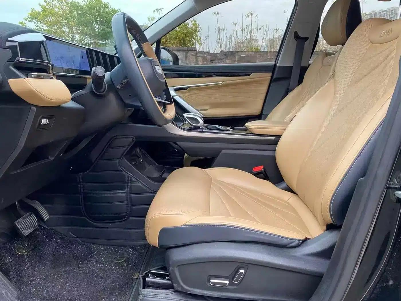 Geely Boyue L 2023 2.0TD DCT Premium Edition — миниатюра 5
