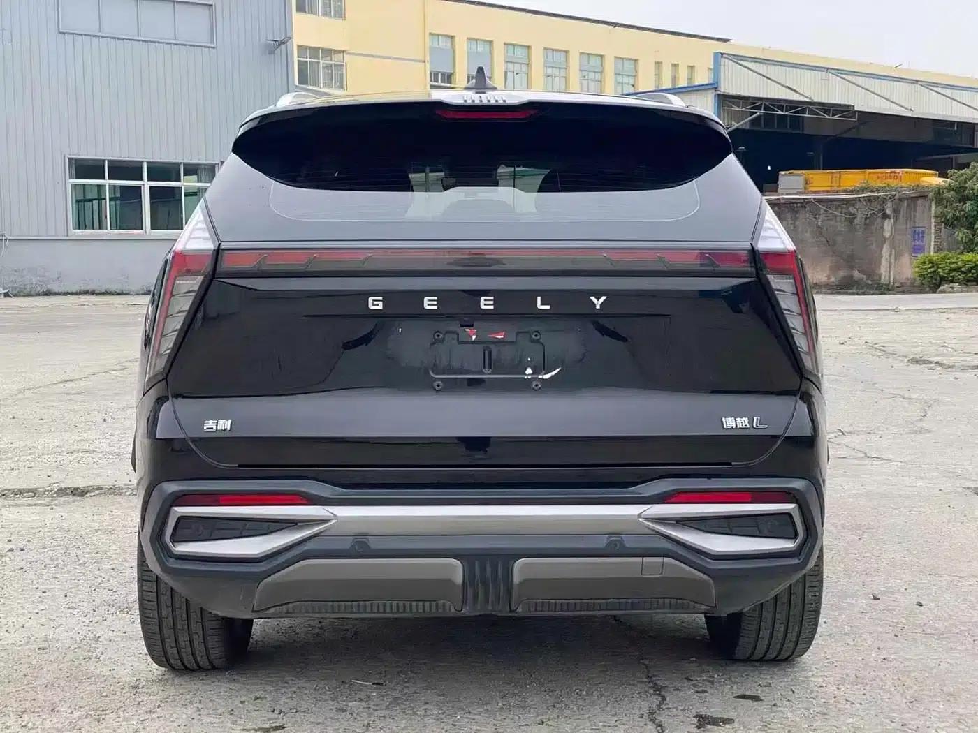Geely Boyue L 2023 2.0TD DCT Premium Edition — миниатюра 8