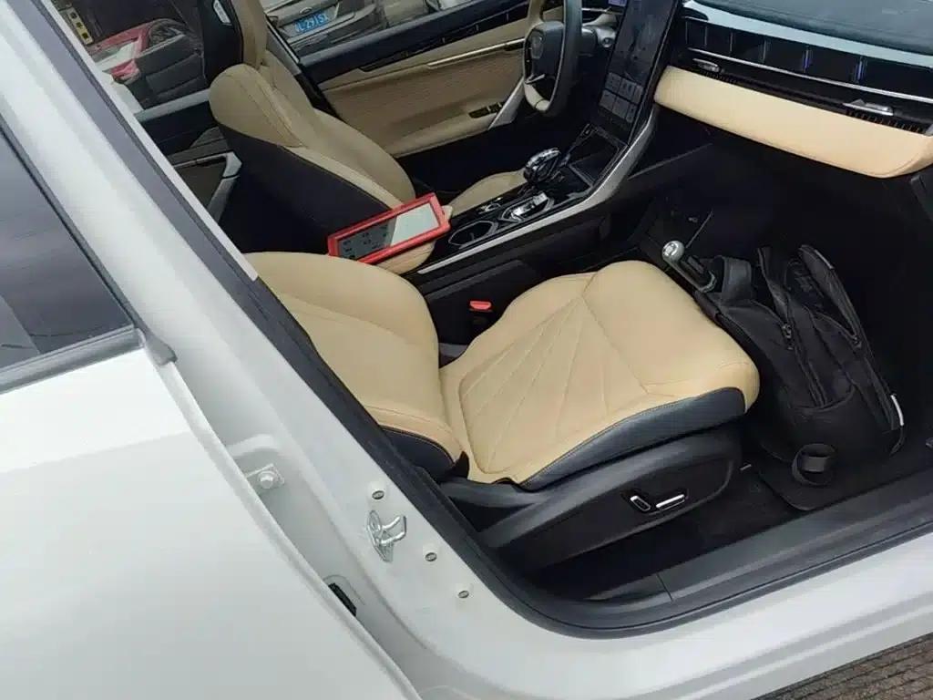 Geely Boyue L 2023 1.5TD DCT Premium Edition — миниатюра 25