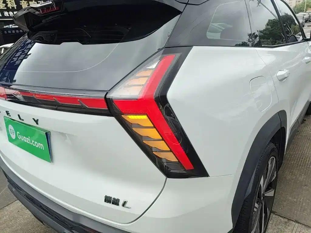 Geely Boyue L 2023 1.5TD DCT Premium Edition — миниатюра 8