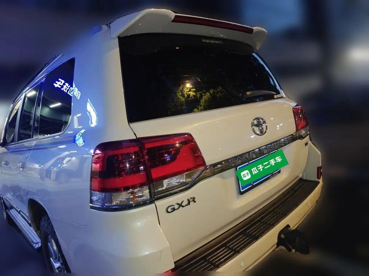 Toyota Land Cruiser 2017 4.0L GX-R Sunroof – Middle East — миниатюра 5