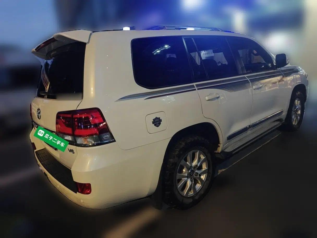 Toyota Land Cruiser 2017 4.0L GX-R Sunroof – Middle East — миниатюра 6