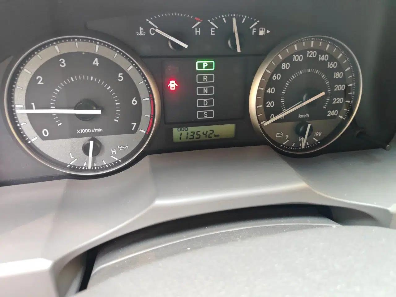 Toyota Land Cruiser Land Cruiser 4.0 automatic imported — миниатюра 12