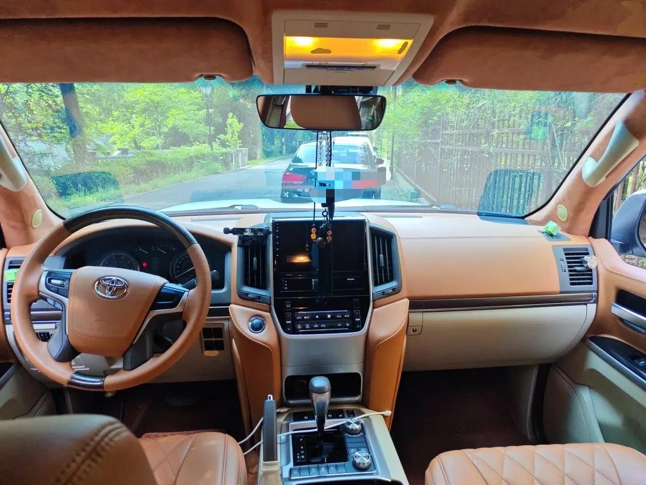 Toyota Land Cruiser Land Cruiser 4.0 automatic imported — миниатюра 9