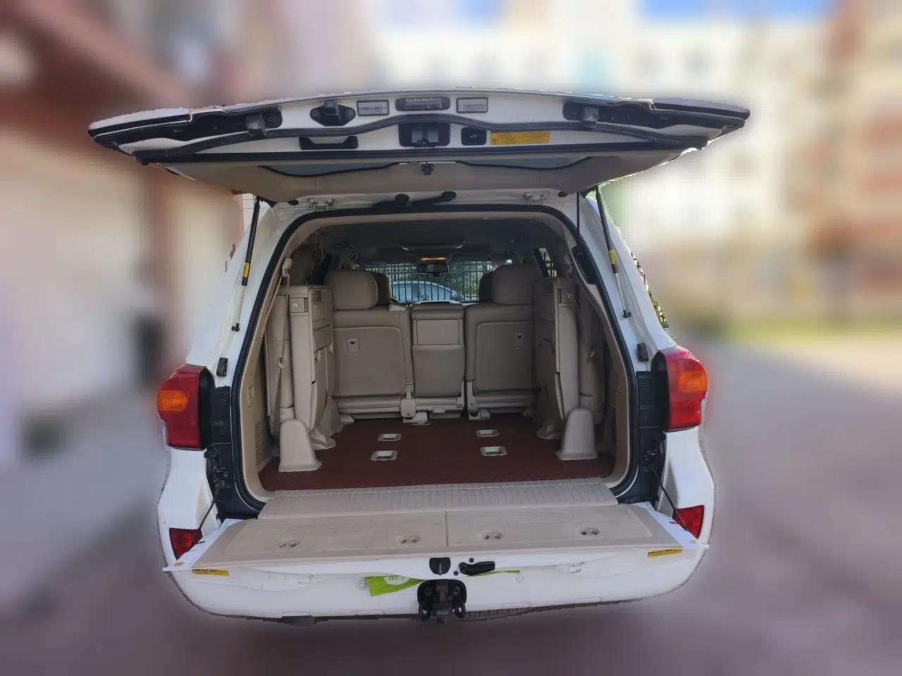 Toyota Land Cruiser 2012 4.6L Automatic VX-R — миниатюра 19