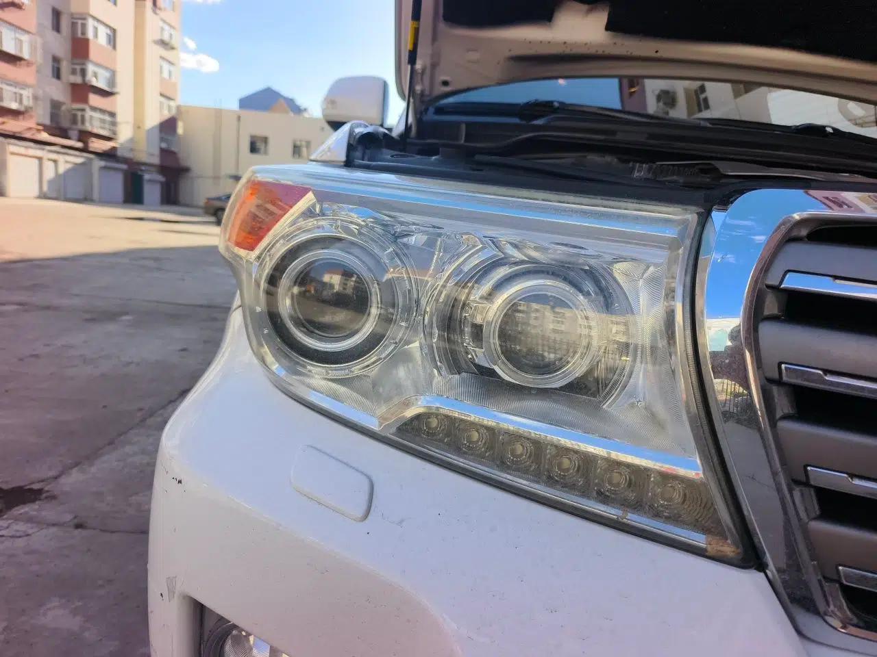 Toyota Land Cruiser 2012 4.6L Automatic VX-R — миниатюра 7