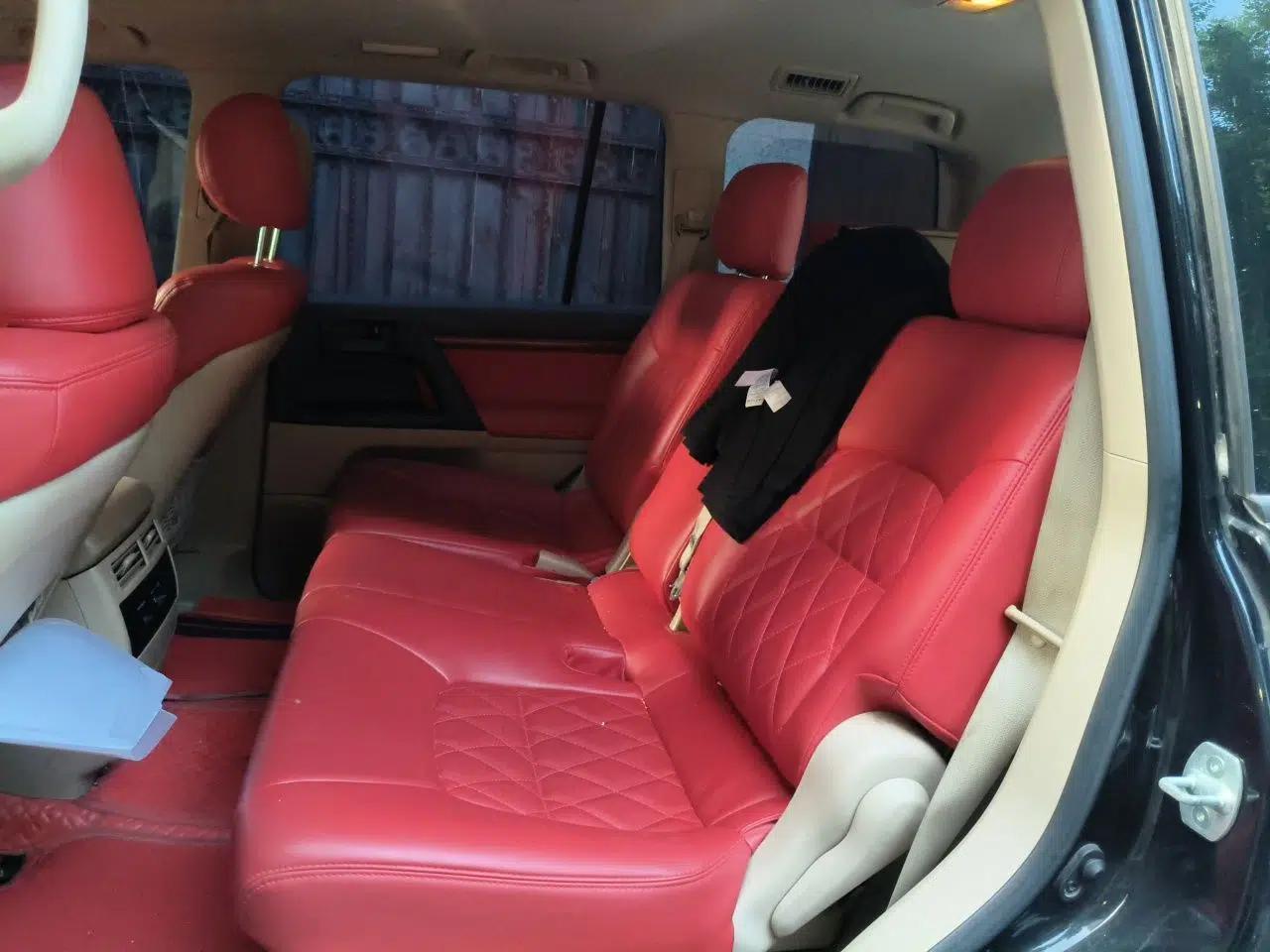 Toyota Land Cruiser 2016 Land Cruiser, parallel import, 8-seater, 4.0L, automatic transmission — миниатюра 17