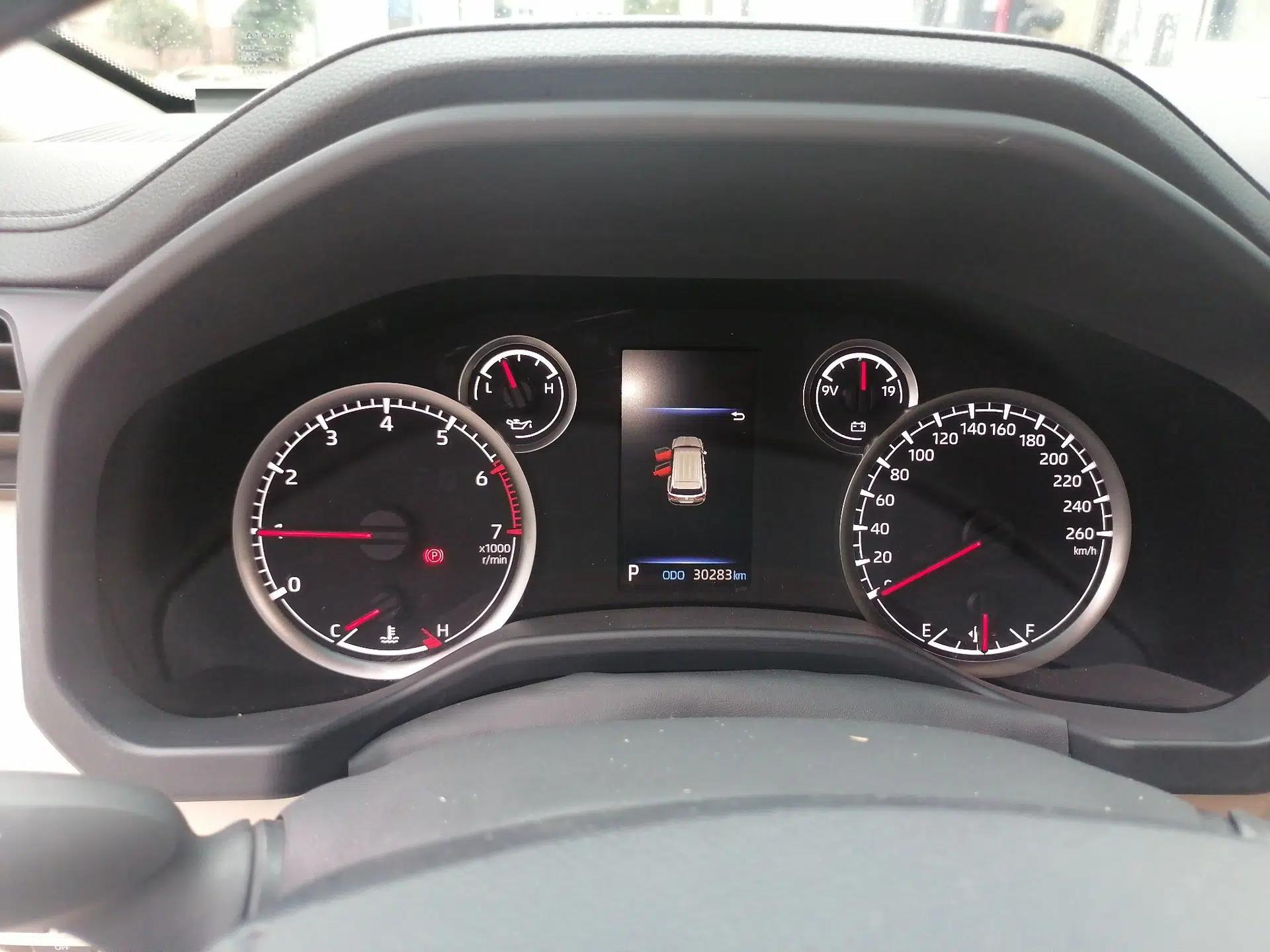 Toyota Land Cruiser 2024 Land Cruiser 4.0 7-Seater, Parallel Import — миниатюра 11