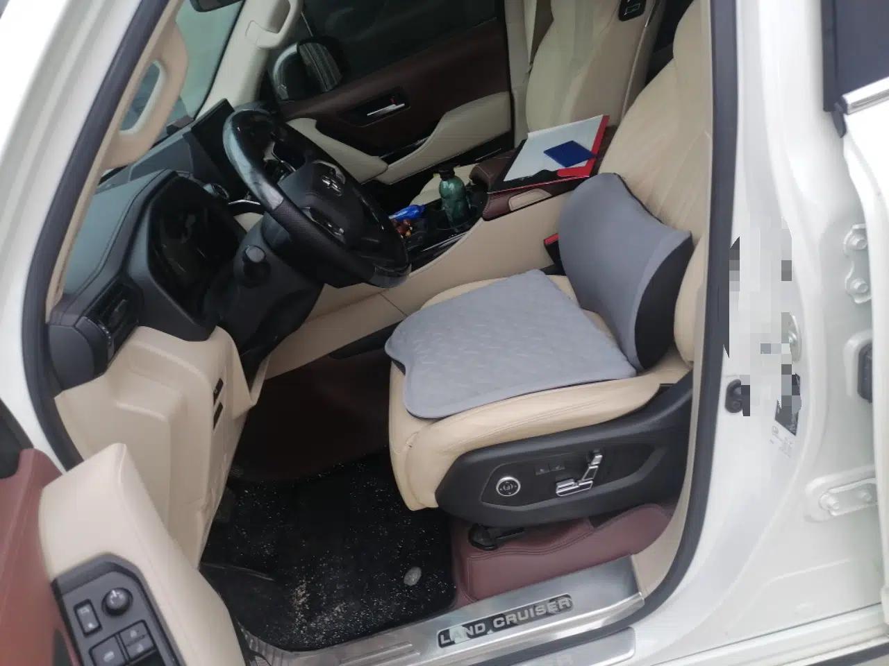 Toyota Land Cruiser 2024 Land Cruiser 4.0 7-Seater, Parallel Import — миниатюра 15