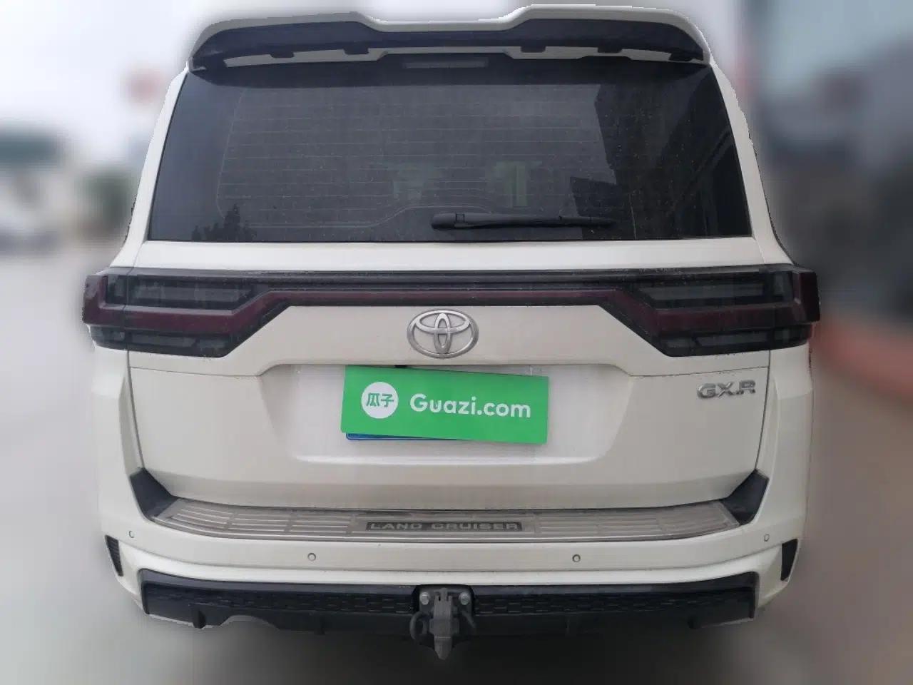 Toyota Land Cruiser 2024 Land Cruiser 4.0 7-Seater, Parallel Import — миниатюра 5