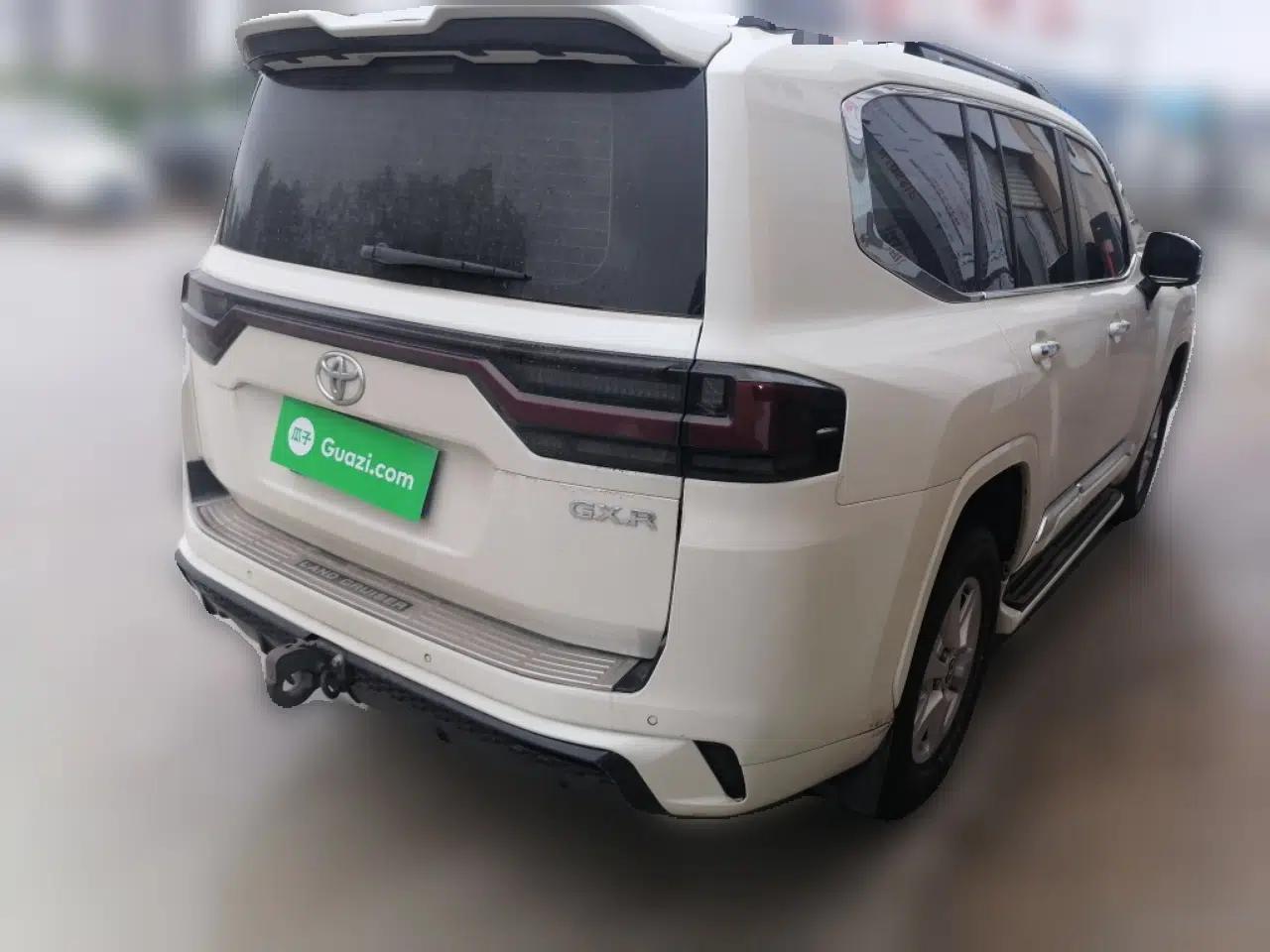 Toyota Land Cruiser 2024 Land Cruiser 4.0 7-Seater, Parallel Import — миниатюра 6