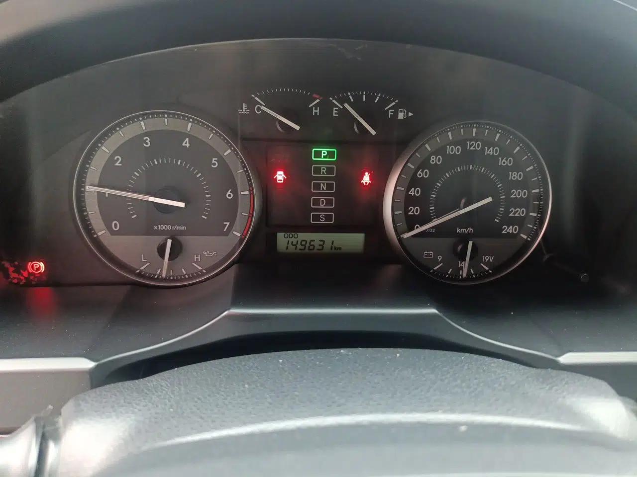 Toyota Land Cruiser (Parallel import) Toyota Land Cruiser 4.0-liter, 5-seater version — миниатюра 12