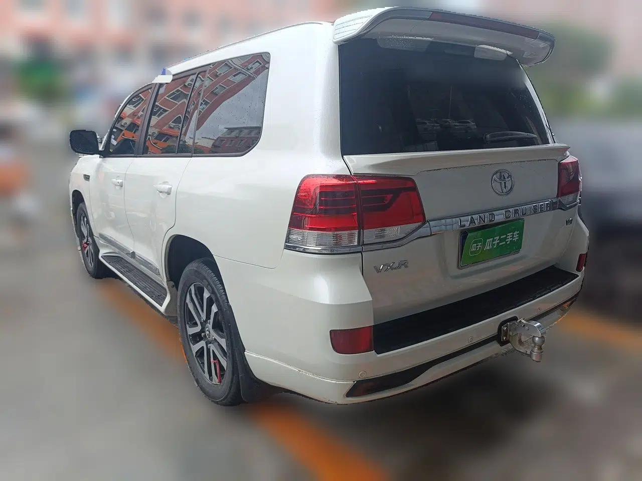 Toyota Land Cruiser (Parallel import) Toyota Land Cruiser 4.0-liter, 5-seater version — миниатюра 4