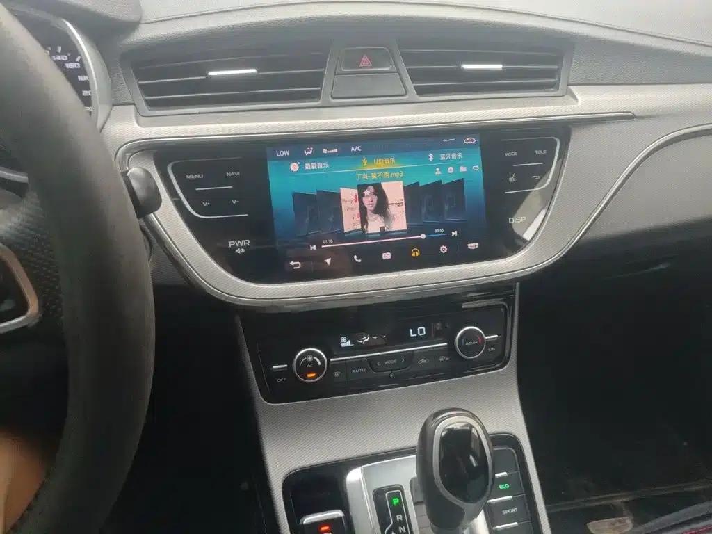 Geely GS 2018 Sport Edition 1.4T Automatic Leading Model — миниатюра 9