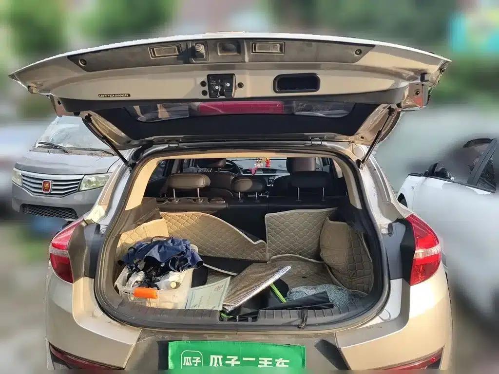 Geely GS 2016 Elegant Edition 1.3T Automatic Premium Model — миниатюра 15