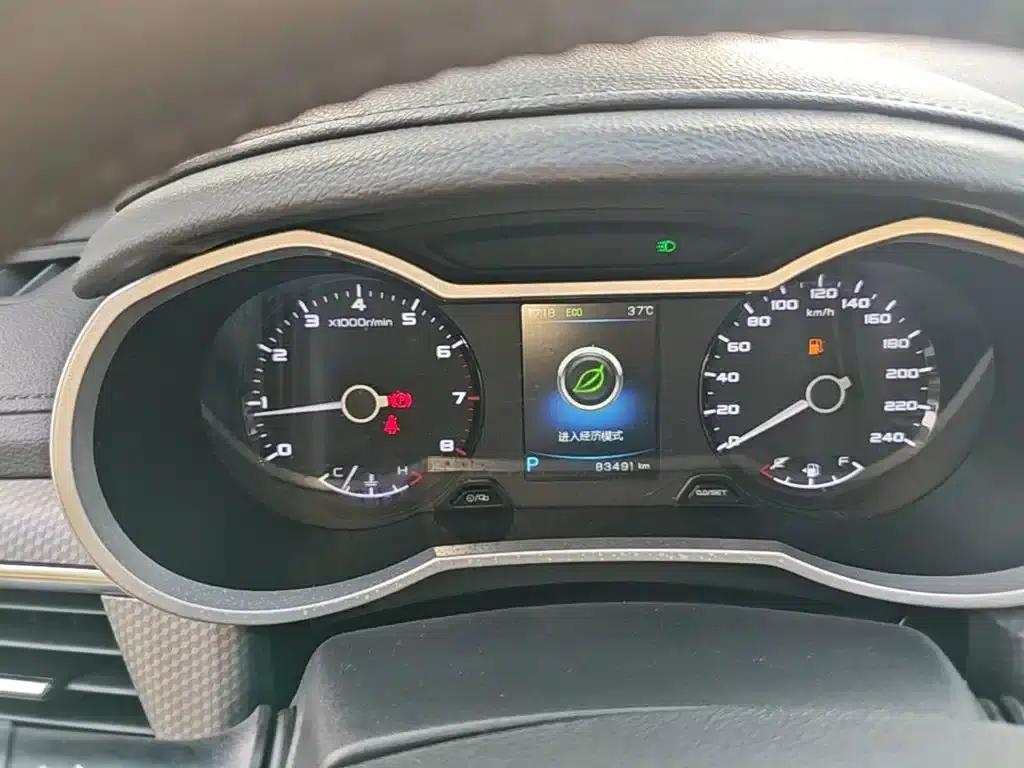 Geely GS 2016 Sport Edition 1.3T Automatic Leading Model — миниатюра 12