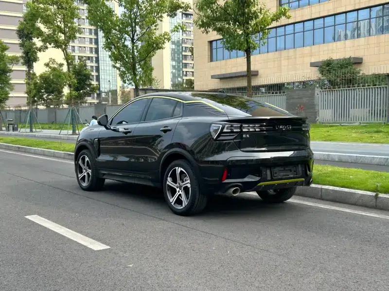 Lynk & Co 05 2020 2.0TD Two-Wheel Drive Plus — миниатюра 4